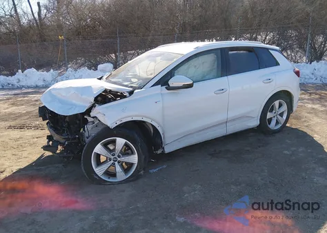 2024 Audi Q4 E-Tron Premium Plus 55 Quattro z USA, uszkodzony, nr VIN WA1LUBFZ2RP073999